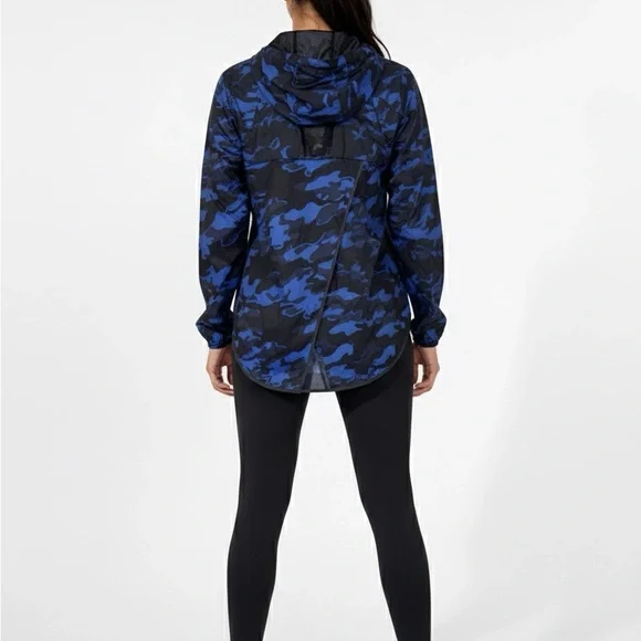 IVY PARK Blue and Black Patterned Jacket - Picture 2 of 8